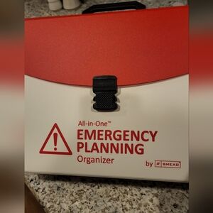 NWT Smead Emergency Planning Organizer